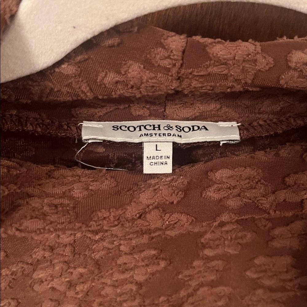 Scotch & Soda Floral Turtleneck - Picture 9 of 11